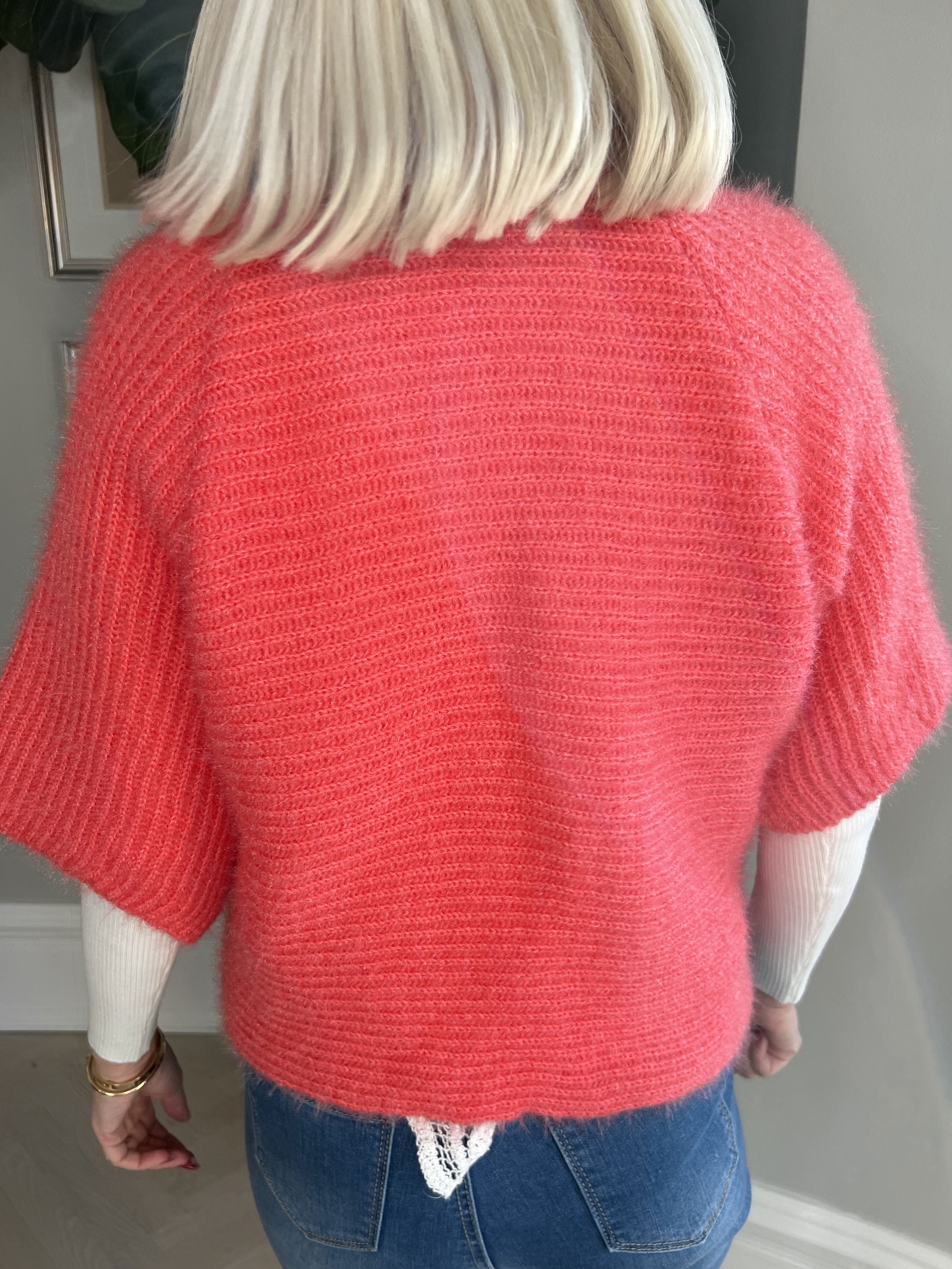 Franca - Sød fluffy bolero i strik